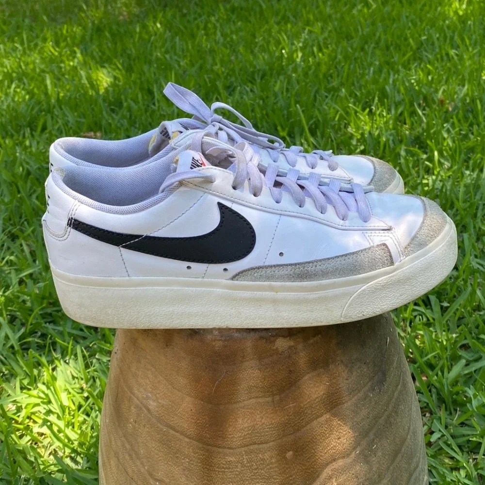 Nike Blazer‎ Low 77 Platform White Black Sneakers DJ0292-101 Womens 10